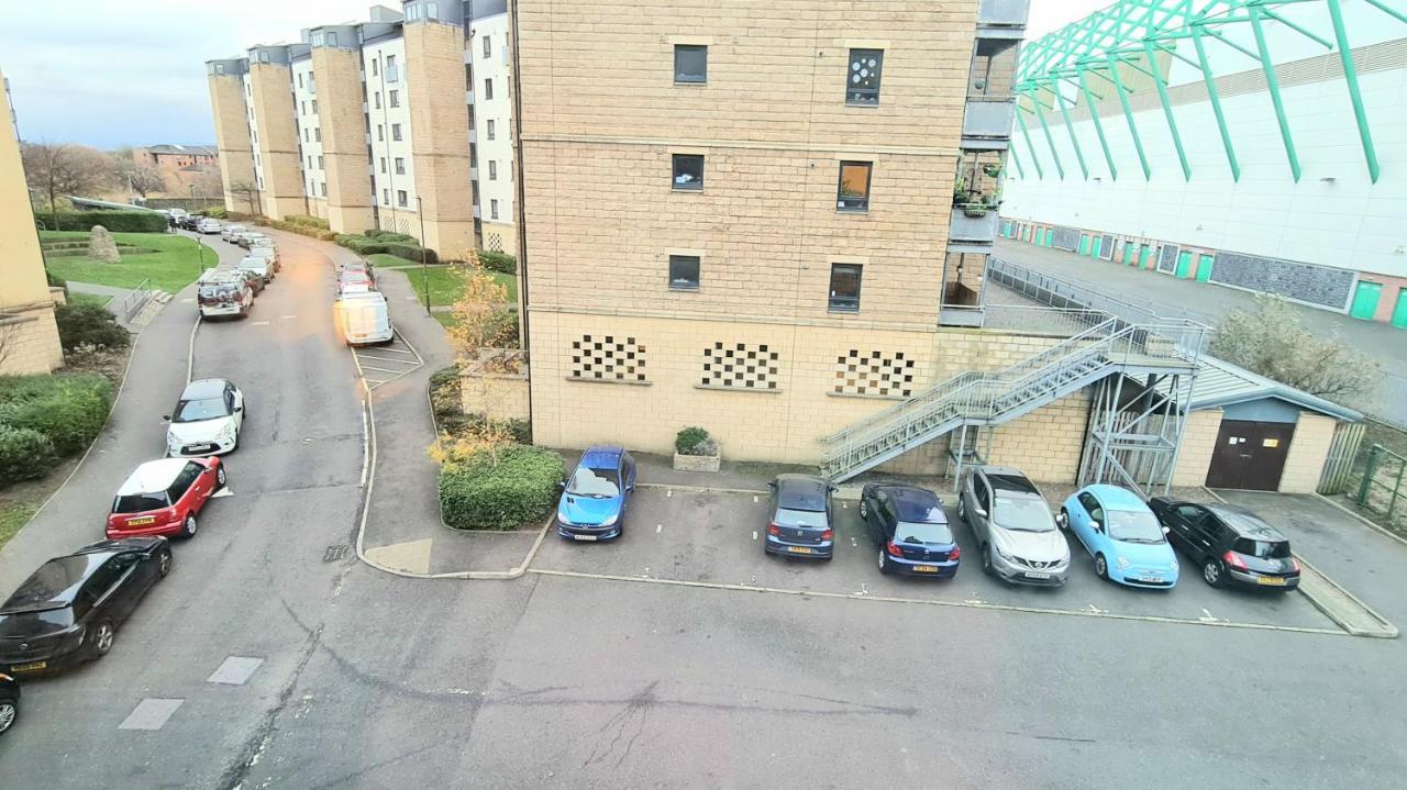 Lovely 3 Bedroom Apartment - Free Parking Edinburgh Bagian luar foto