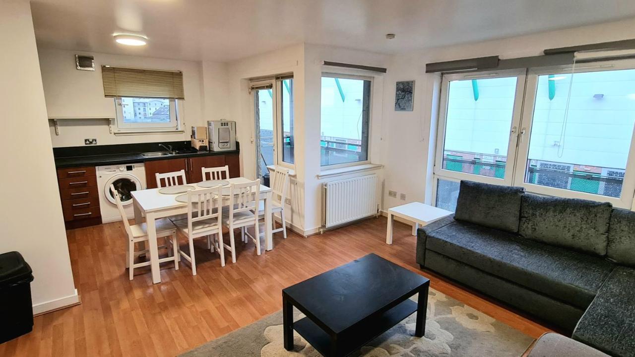 Lovely 3 Bedroom Apartment - Free Parking Edinburgh Bagian luar foto