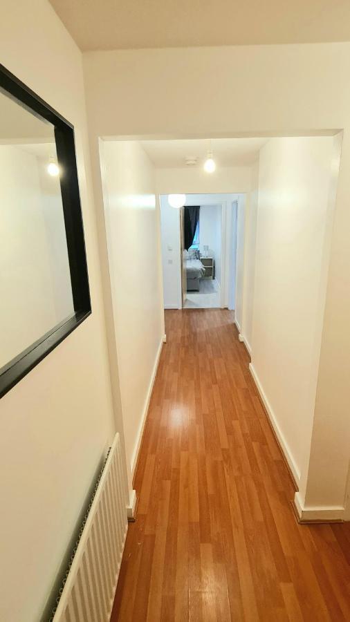 Lovely 3 Bedroom Apartment - Free Parking Edinburgh Bagian luar foto