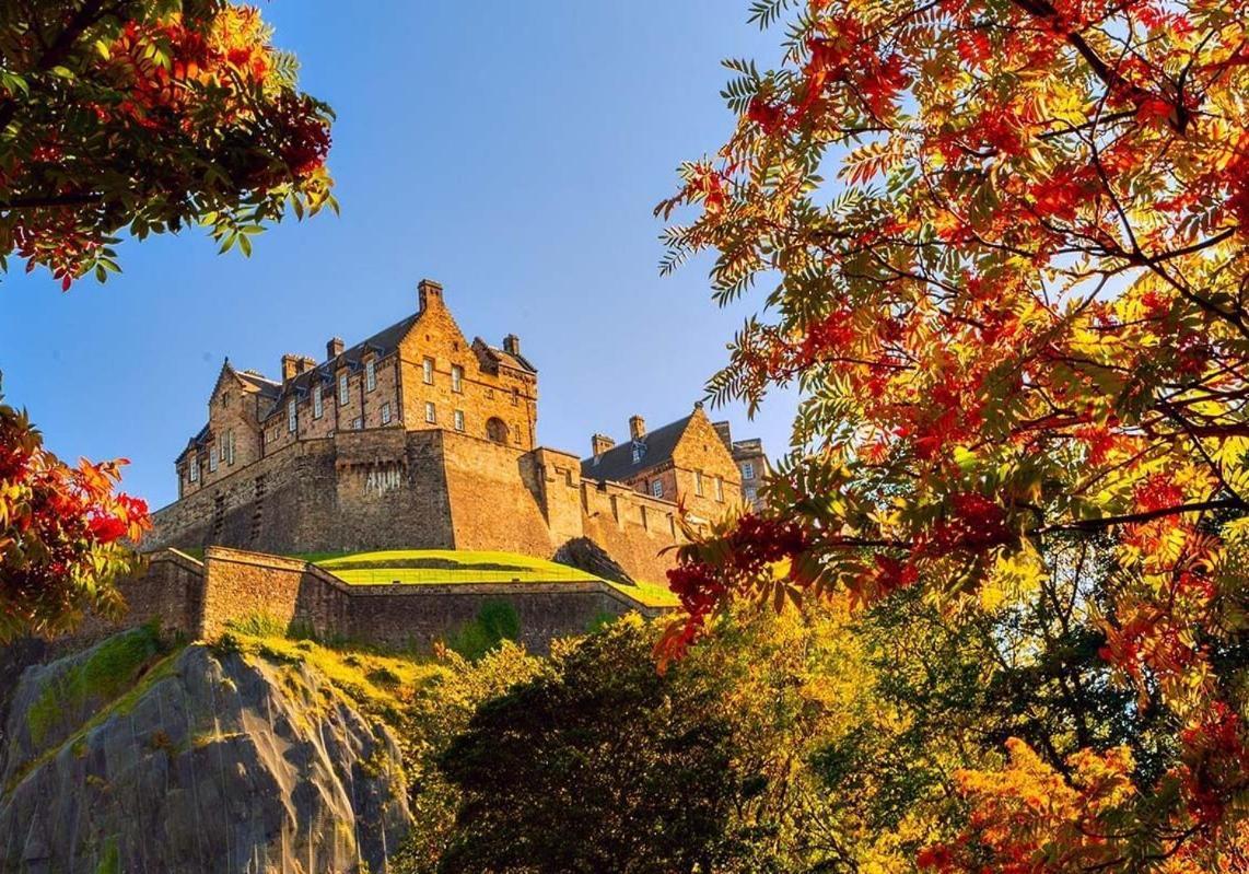 Lovely 3 Bedroom Apartment - Free Parking Edinburgh Bagian luar foto